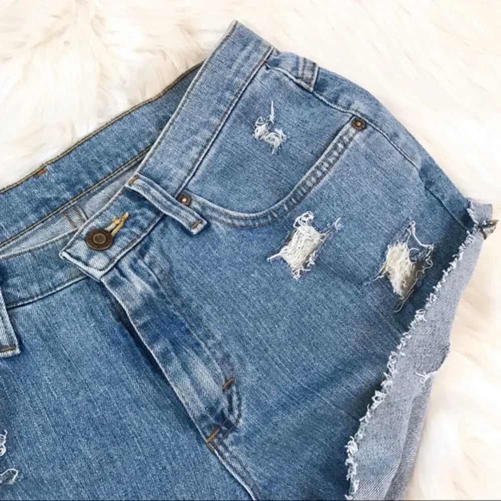 𝅺riders by Lee Custom Distressed Denim Shorts